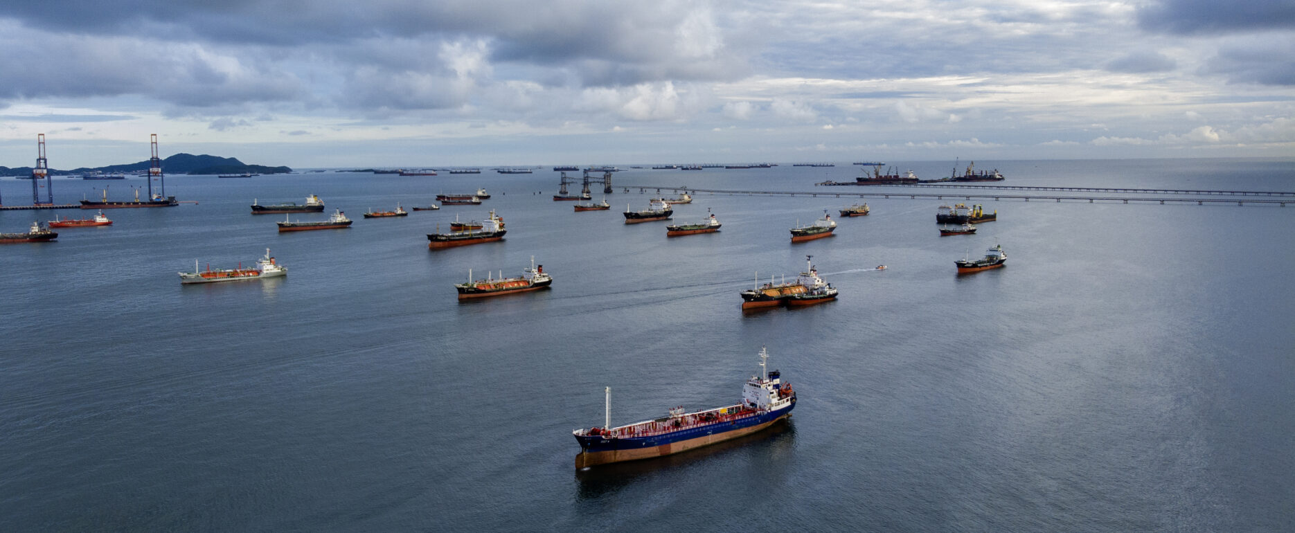 Middle East Corporates Strait of Hormuz Reopening Risks